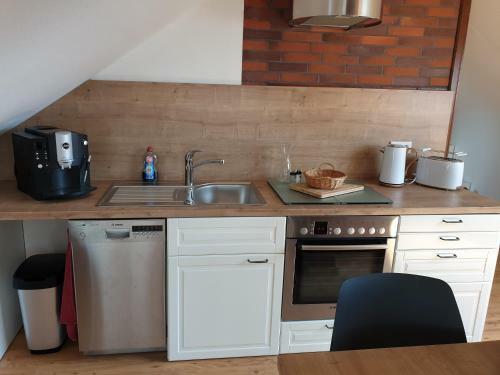 Apartment In Ruhiger Lage / Documenta N�he / Grimm Heimat