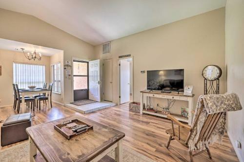 Quaint And Welcoming Kanab Home With Fire Pit!