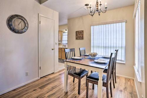Quaint And Welcoming Kanab Home With Fire Pit!
