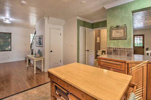 Fun, Fresh Ogden Abode With Hot Tub And Grill!