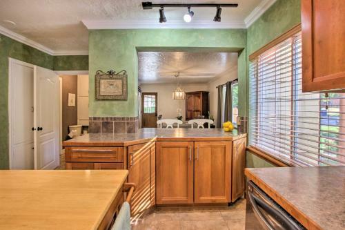 Fun, Fresh Ogden Abode With Hot Tub And Grill!