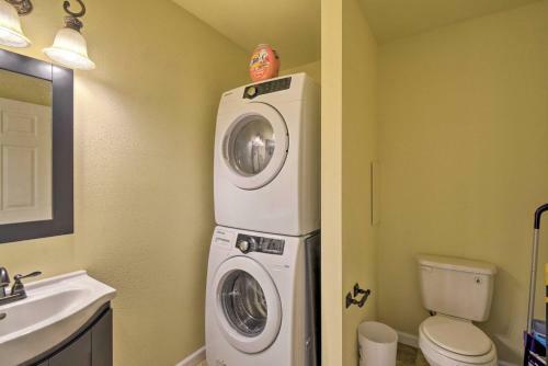 Coastal Port Orchard Retreat With Beach Access!