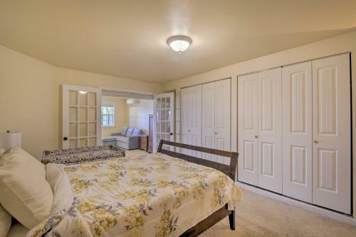 Coastal Port Orchard Retreat With Beach Access!