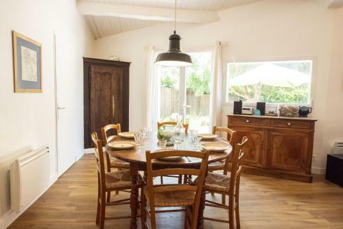 Belle Maison Pour 10 Personnes A Quelques Pas de La Plage