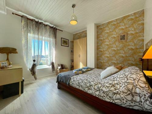 G�te Saint-germain-laprade, 4 Pi�ces, 5 Personnes - Fr-1-582-349