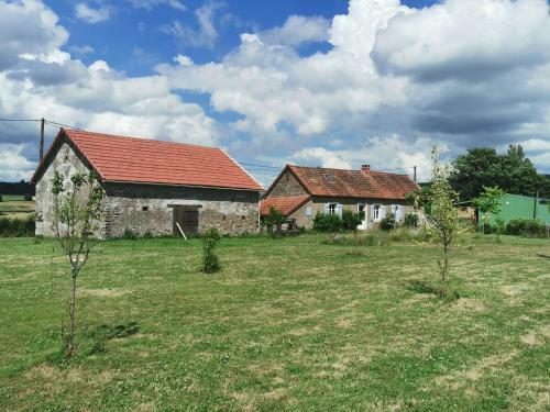 Maison De Campagne Isol�e Pour Famille
