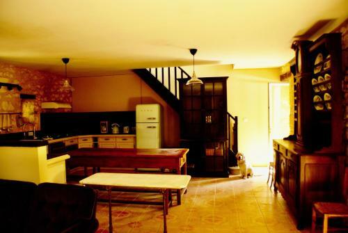 P�rigourdine Entre Lascaux Et Sarlat