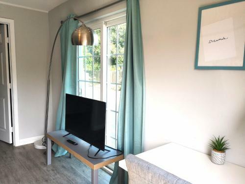 Pasadena Suite #1