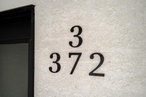 372 Enfield Crescent, 2