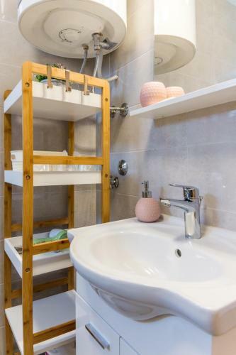 Holiday Home, Apartman Obajdin