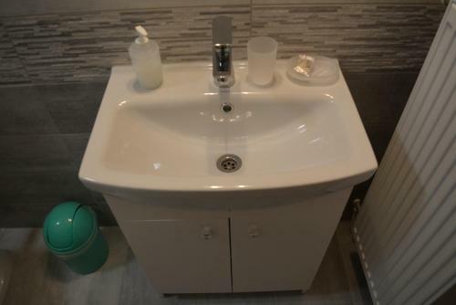 Anna Apartman