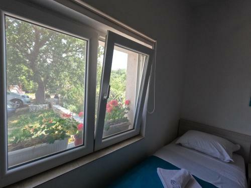 Hostal Apartmani Lena