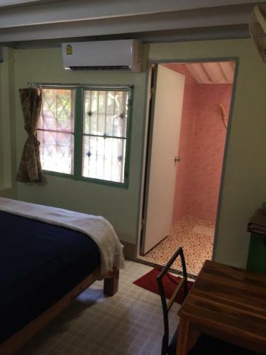Hostal Orchid Guest House