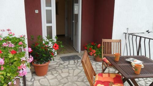 Apartments Mare