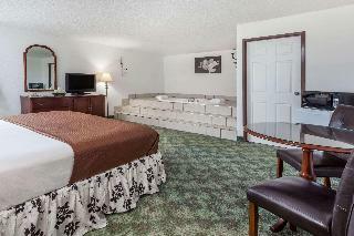 Hotel Howard Johnson Melville
