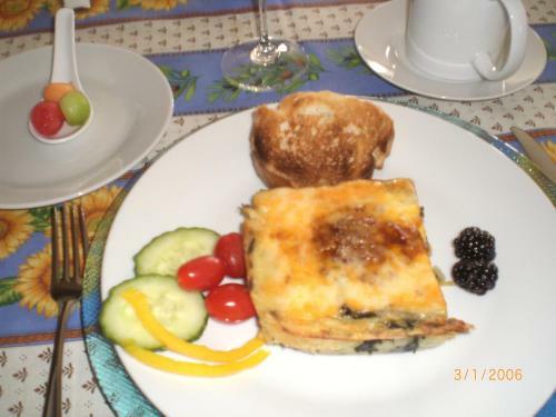 Point Pelee Lakeshore B&B