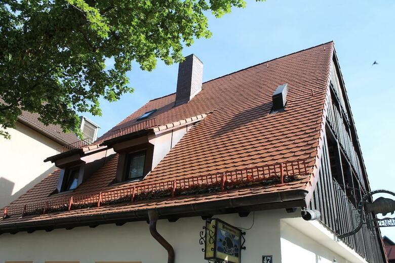 Hostal Hotel Petzengarten