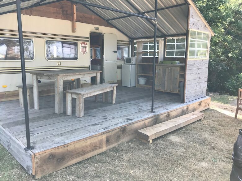 Camping Le Montbartoux