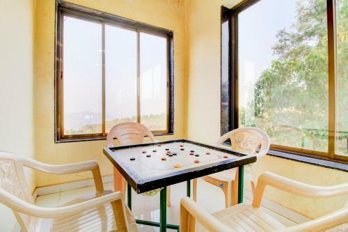 Hotel Spot On 79399 Om Residency Classic
