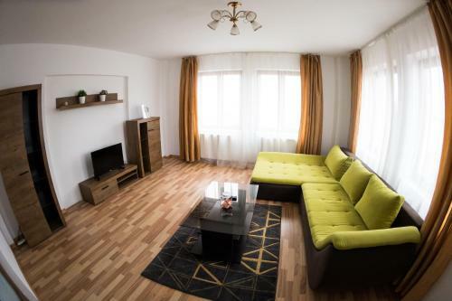 Travel Homzzz Apartments