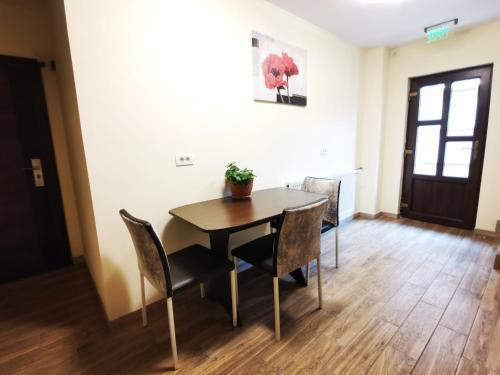 Bed & Breakfast Cazare Timisoara T90