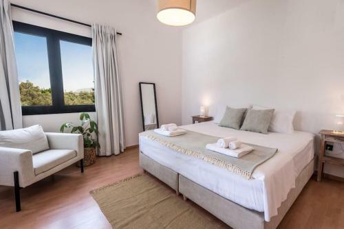 Gregory's Luxury Villa In Chania-70m2 Pool-2000m2 Garden And Plot