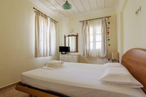 Beautiful Apartment In Spetses Old Harbour