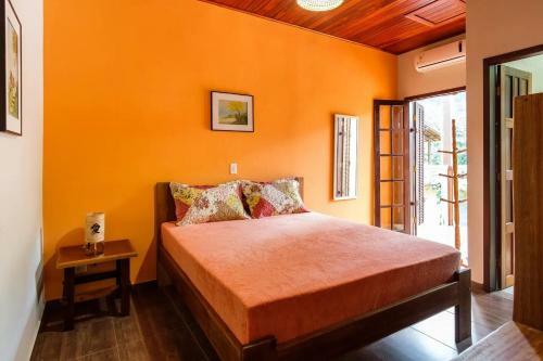 Casa Linda E Espa�osa Com Ar - 50 Mts Da Praia