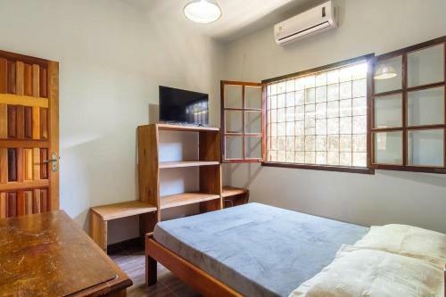 Casa Linda E Espa�osa Com Ar - 50 Mts Da Praia