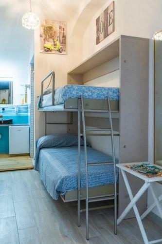 Hostal Stanza Sul Corso Di Forio Appena Ristutturata