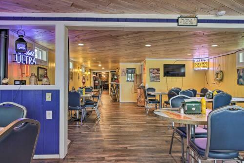 Pet-friendly Beachfront Dent Cabin With Grill!