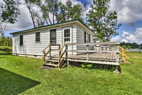 Lakefront Dent Cabin - Boat Rentals And Docks!