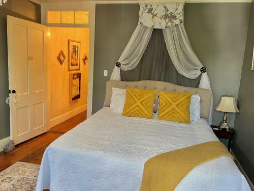 Bed & Breakfast The Beaumont House Natchez