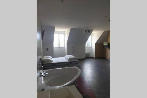 Villa Avec Piscine, Jacuzzi Et Vue Imprenable !