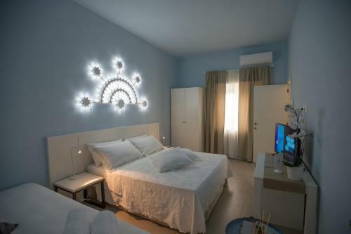 Hostal Luci Del Salento Guest House