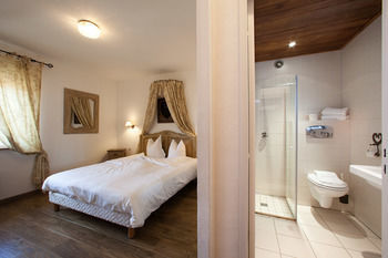 Hotel Hostellerie A La Ville De Lyon