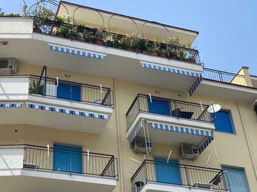 Leukos�a Holiday House