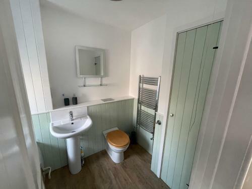 2 Bed Bungalow In Winchcombe, Cotswolds,gloucester