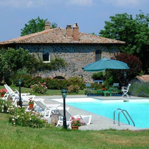 Hostal Casale Sovrastante Il Lago Di Bolsena