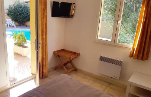 Bed & Breakfast Chambre Priv�e Avec Piscine