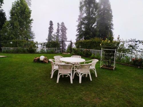 Hotel The Pyramid Resort, Murree