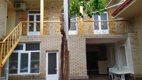 Bed & Breakfast Alisher Hotel