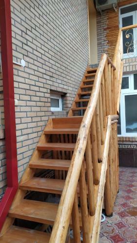 Bed & Breakfast Alisher Hotel