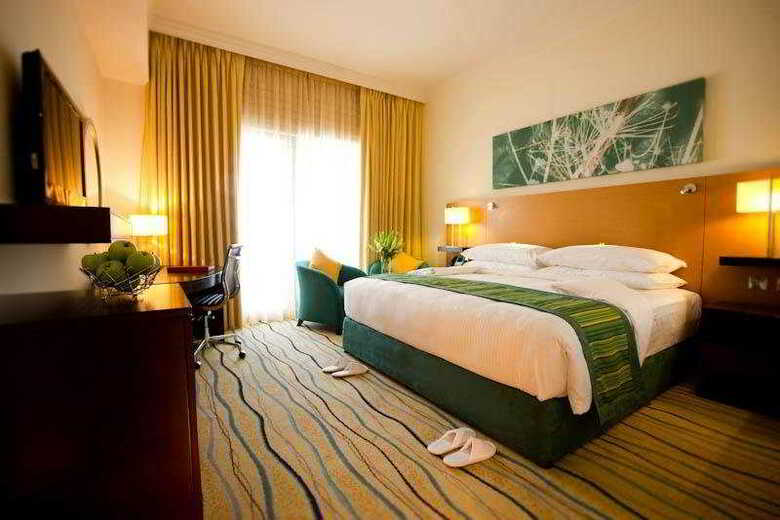 Hotel Moevenpick Jumeirah Beach