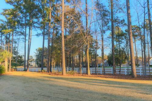 Hotel River Oaks Golf Resort