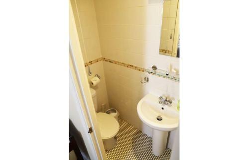 Bed & Breakfast Thornhill Hotel