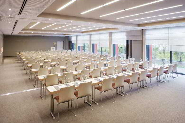 Hotel M�venpick Frankfurt City