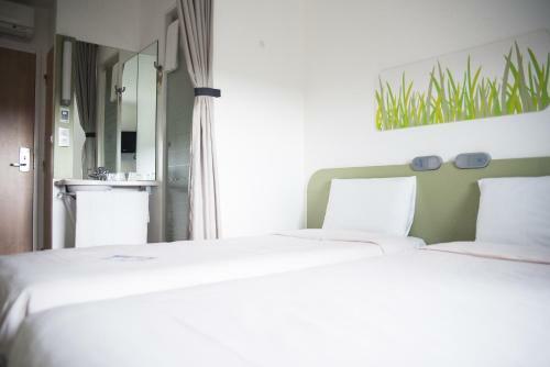 Hotel Ibis Budget Bayeux