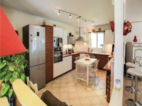 Holiday Home Chemin Des Capucins