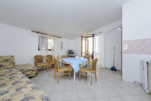 Apartments Matu?ko